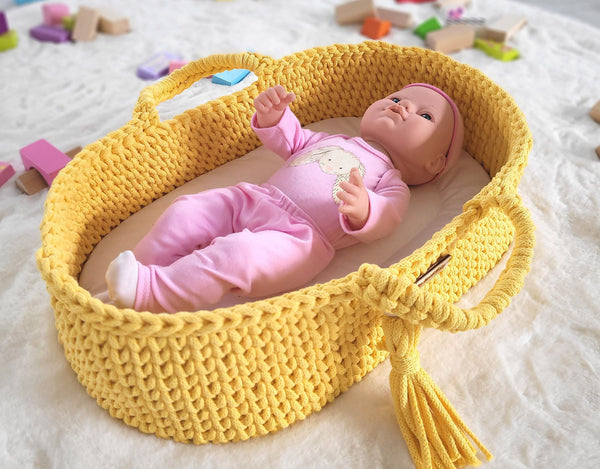 My Sweet Baby - Boho puuvillainen nuken kantokori kehdolla - keltainen