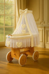 My Sweet Baby - Amelie rottinkinen Moses-kori verhoilla - luonnollinen + kermanväriset vuodevaatteet