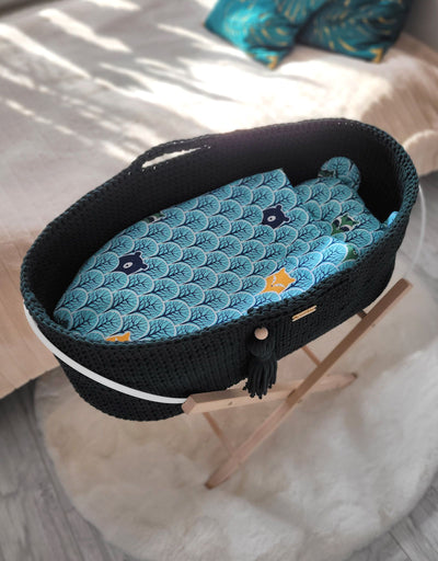 Moseskori Jalustalla - Puuvilla - Bottle Green