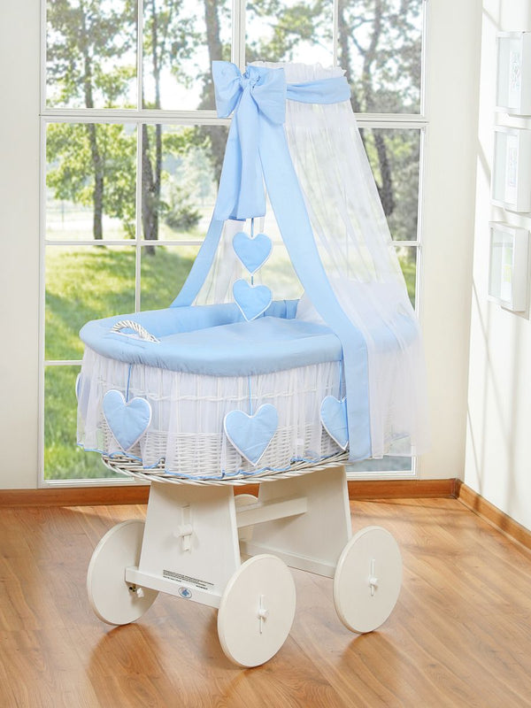My Sweet Baby - Amelie wicker-vauvankori verhoilla - valkoinen + sininen vuodevaatesetti