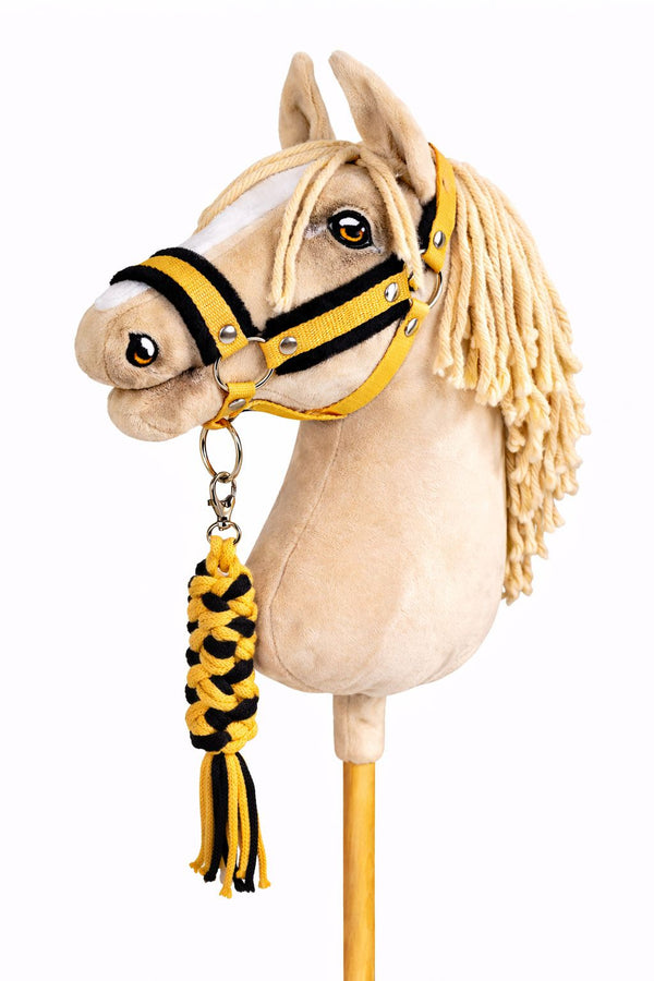 Super Hobby Horse - Hobby Horse riimusetti A3 mustalla tekoturkiksella ja naruriimunnarulla musta-kullanruskea