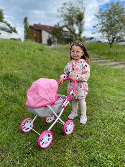 Milly Mally Dori Prestige -nukkekärry vaaleanpunaisena.