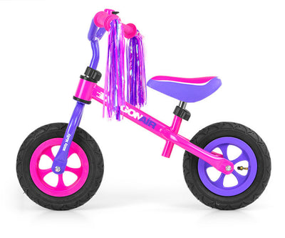 Milly Mally -merkkinen kävelykulkuneuvo, malli Dragon Air Pink. Tuote on vaaleanpunainen ja siinä on lohikäärmeaiheinen design.