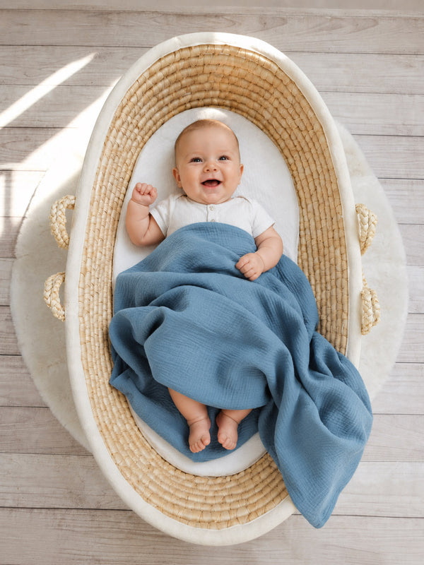 My Sweet Baby - Musliinipeitto lapsille tupsuilla - pastellinsininen