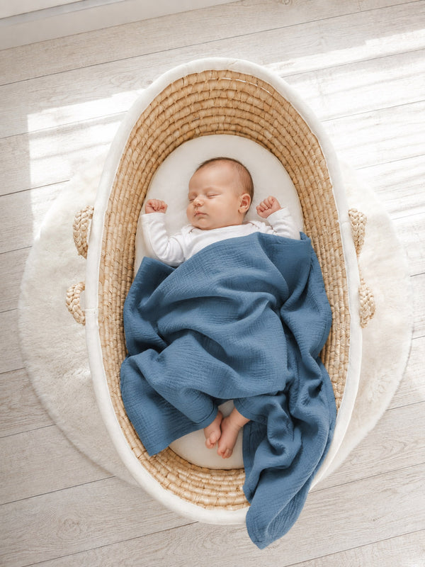 My Sweet Baby - Musliinipeitto lapsille tupsuilla - pastellinsininen