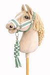 Super Hobby Horse - Hobby Horse A3 riimusetti valkoisella tekokarvalla ja valkoinen-salvia naru riimunnarulla