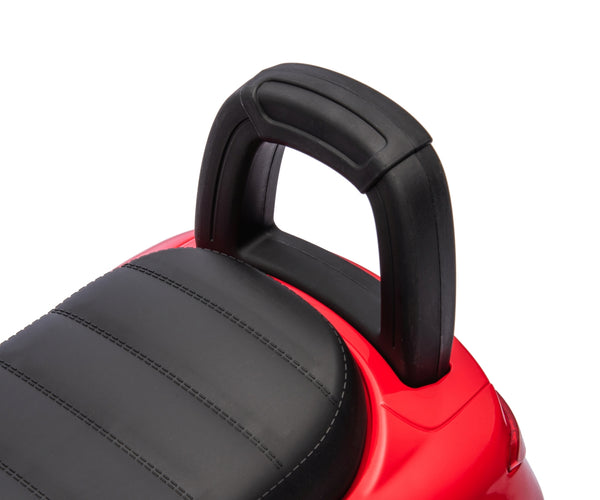 Punainen Muovinen Sähköauto Lapsille C-Sarjan Tyylillä