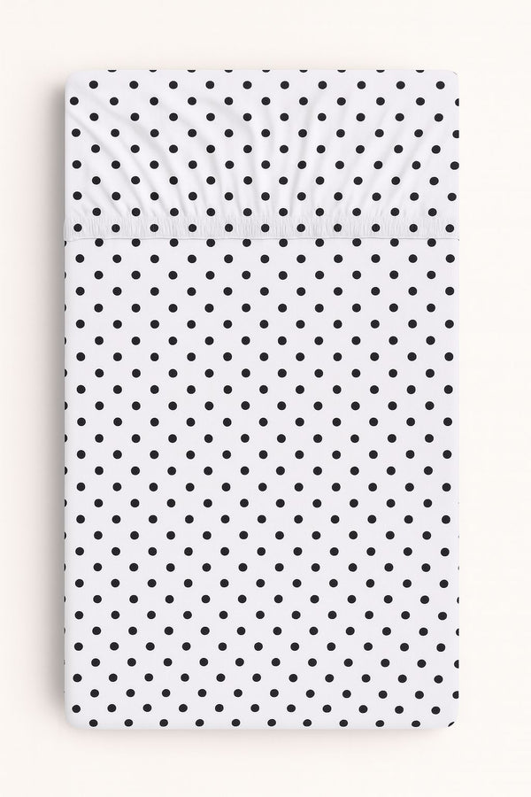 Bobono - Puuvillalakana 140x70 cm - valkoinen mustilla pilkuilla