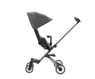 Qplay Easy -lastenrattaat 3-in-1 harmaana. Rattaissa on kätevä säilytystila ja ne soveltuvat käytettäväksi eri tavoin lapsen kasvaessa.
