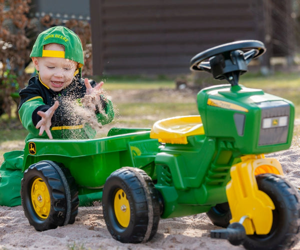 Rolly Toys - Rolly Toys Rolly-Kid John Deere 3-pyöräinen traktori perävaunulla