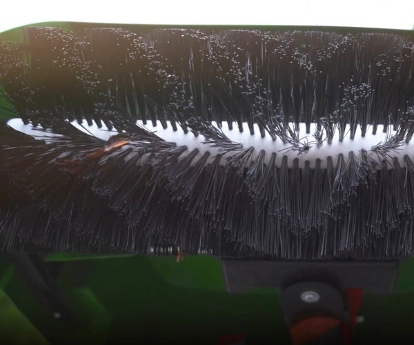 Rolly Toys - Rolly Toys lakaisukone läpällä John Deere