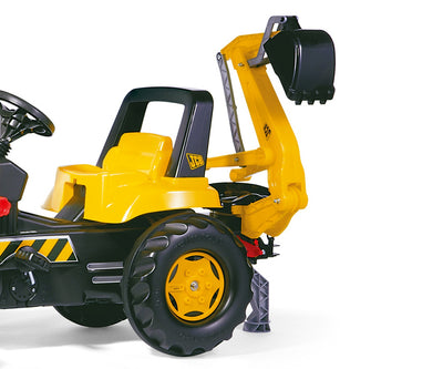 Punainen Rolly Toys -merkkinen traktori juniorikokoisena. Traktorissa on JCB-logo ja siinä on mukana kauha ja peräkärry.