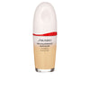Shiseido Revitalessence Skin Glow Foundation #220 30Ml | Vuodevaatteet.fi