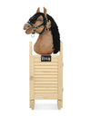 Super Hobby Horse - Suuri yksittäinen Hobby Horse -talli ovella
