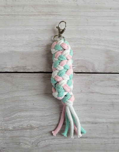 Keppihevosen riimunaru - light pink/mint/white