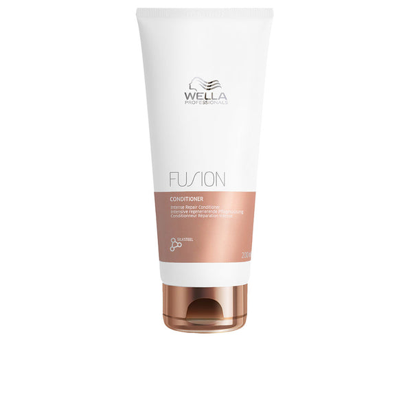 Wella Professionals Fusion intense repair hoitoaine vaurioituneille hiuksille 200 ml | Vuodevaatteet.fi