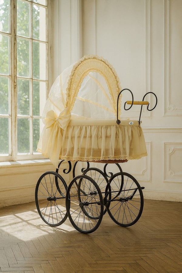 My Sweet Baby Luxury - Elisa retro pajukehto kuomulla - luonnollinen + kermanvärinen vuodevaatesetti