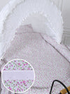 My Sweet Baby Luxury - Jasmine Retro korikehto hupulla luonnonvärinen + vaaleanpunaiset vuodevaatteet