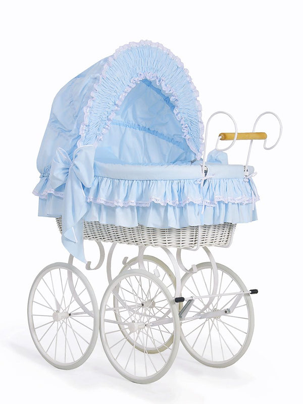 My Sweet Baby Luxury - Moses-kori korihupulla Retro Victoria -rottinkivauvanvuode, valkoinen + siniset vuodevaatteet