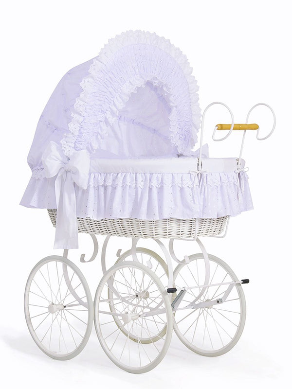 My Sweet Baby Luxury - Charlote retro rottinkinen Moses-kori kuomulla, valkoinen + valkoiset vuodevaatteet