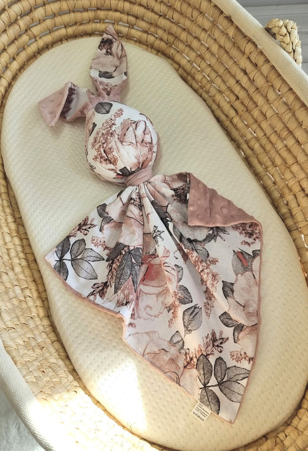 Bobono - Doudou pehmopupu kaksipuolinen puuvilla ja minky - Sepia roses - dusty pink